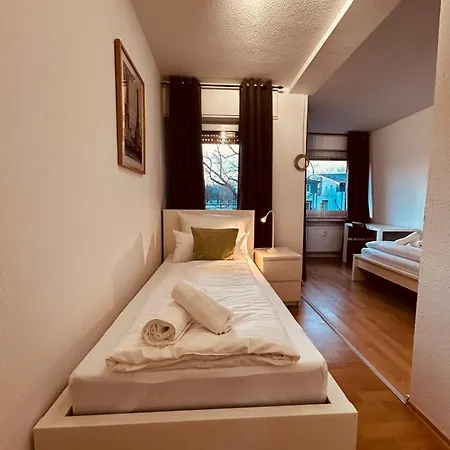 B2 Xl I 130m2 I 10 Einzelbetten I Voll Ausgestattet I Balkon I Wasch I Xxl P Mettingen (North Rhine-Westphalia)