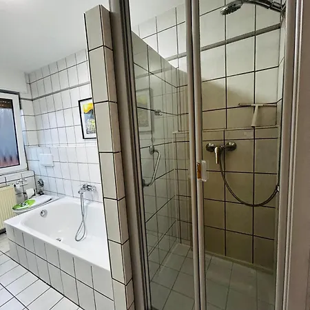 B2 Xl I 130m2 I 10 Einzelbetten I Voll Ausgestattet I Balkon I Wasch I Xxl P * Mettingen (North Rhine-Westphalia)