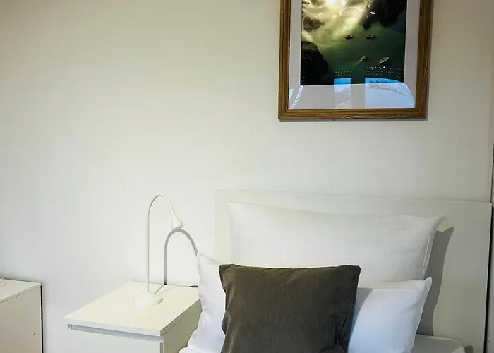 B2 Xl I 130m2 I 10 Einzelbetten I Voll Ausgestattet I Balkon I Wasch I Xxl P *